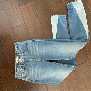 mid wash Levi’s high rise jeans